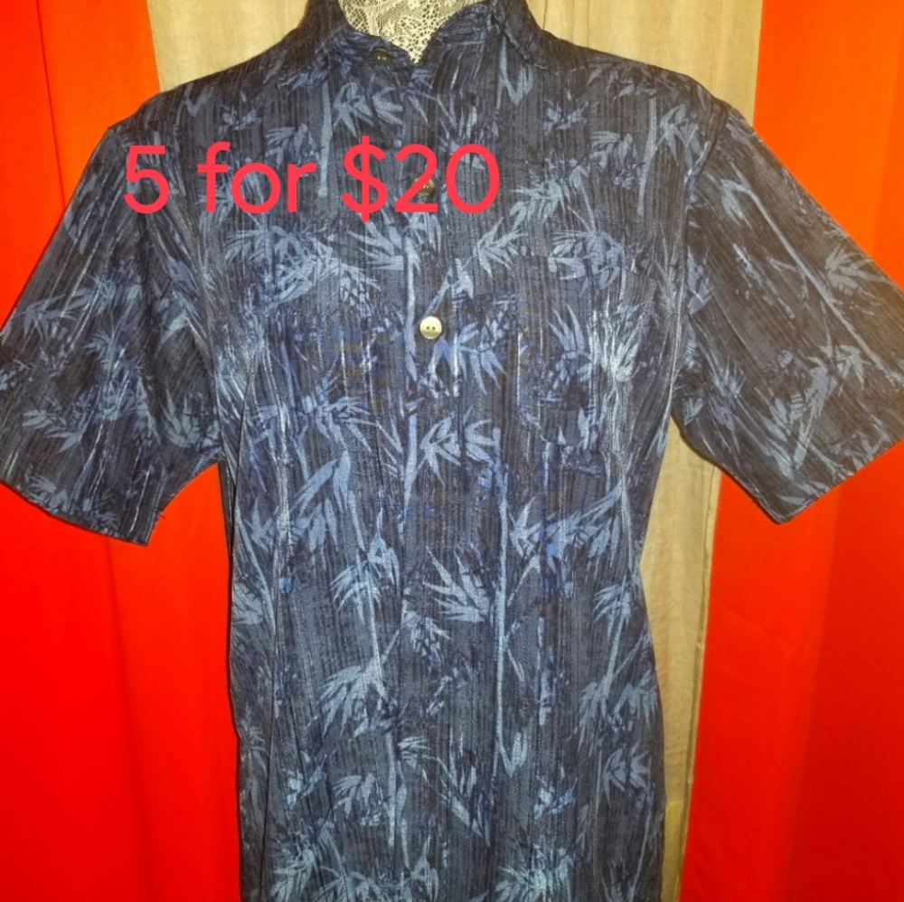 Mens Van Heusen shirt